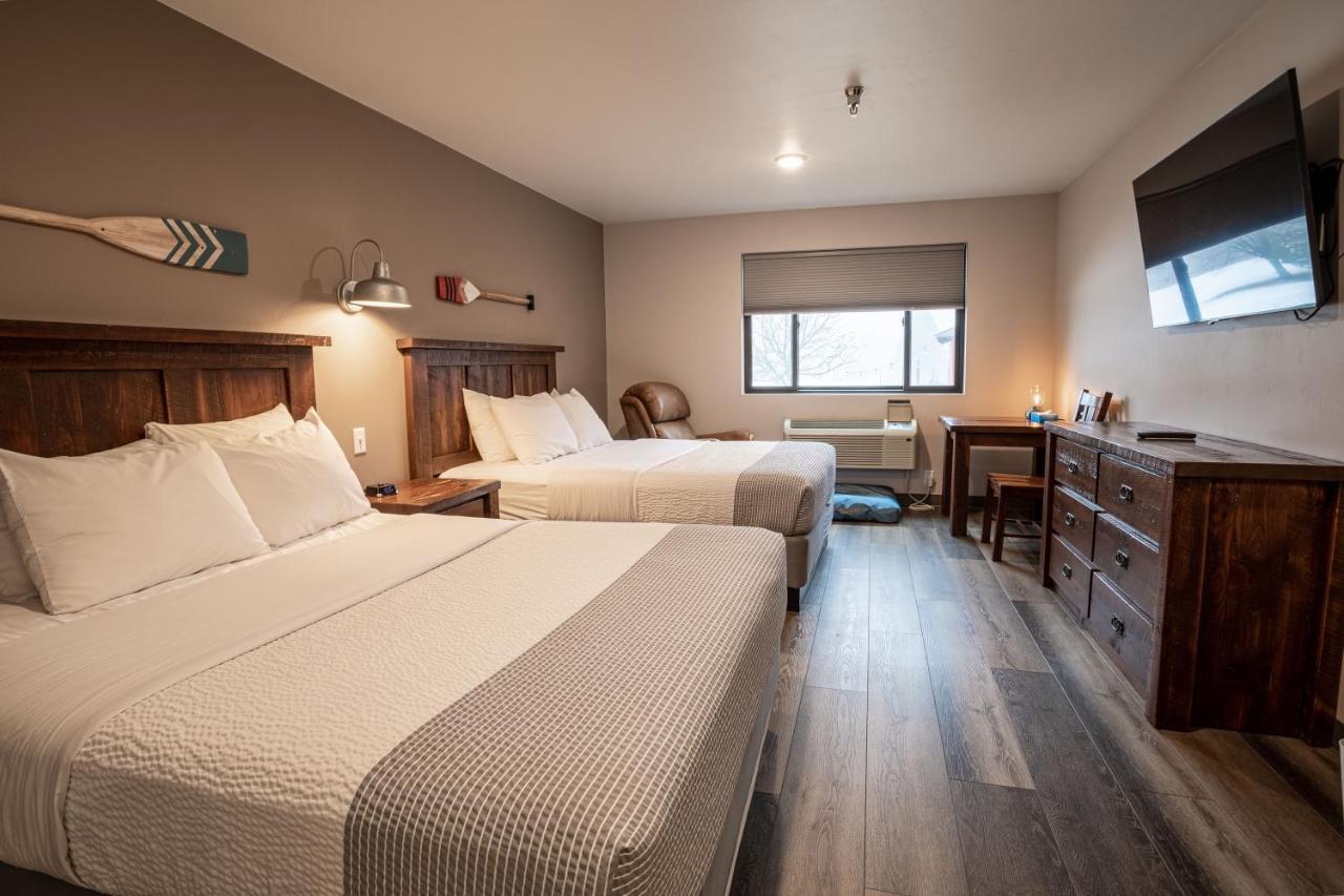 Open Hearth Lodge Сістер-Бей Екстер'єр фото